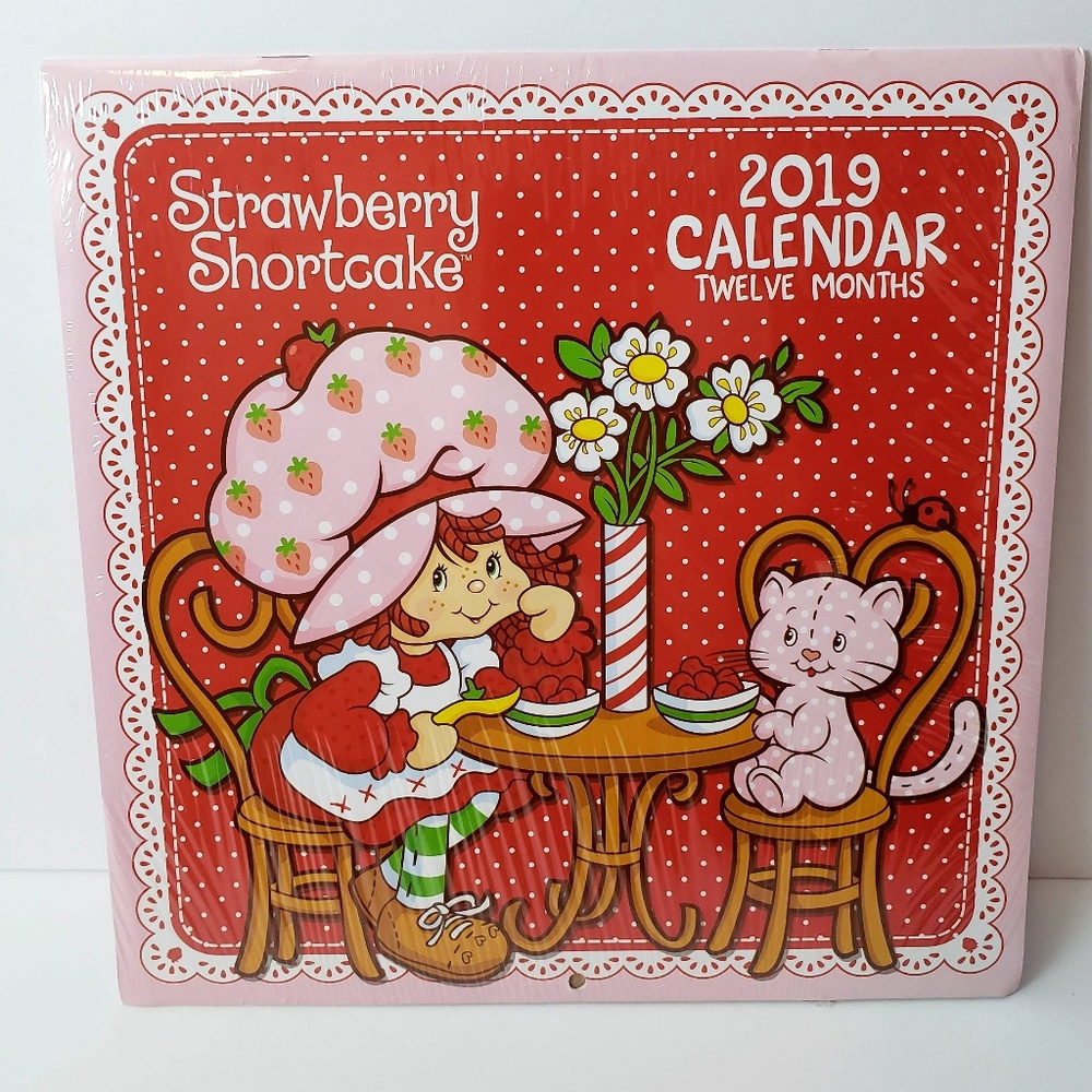 Sealed STRAWBERRY SHORTCAKE Retro 2019 Calendar!